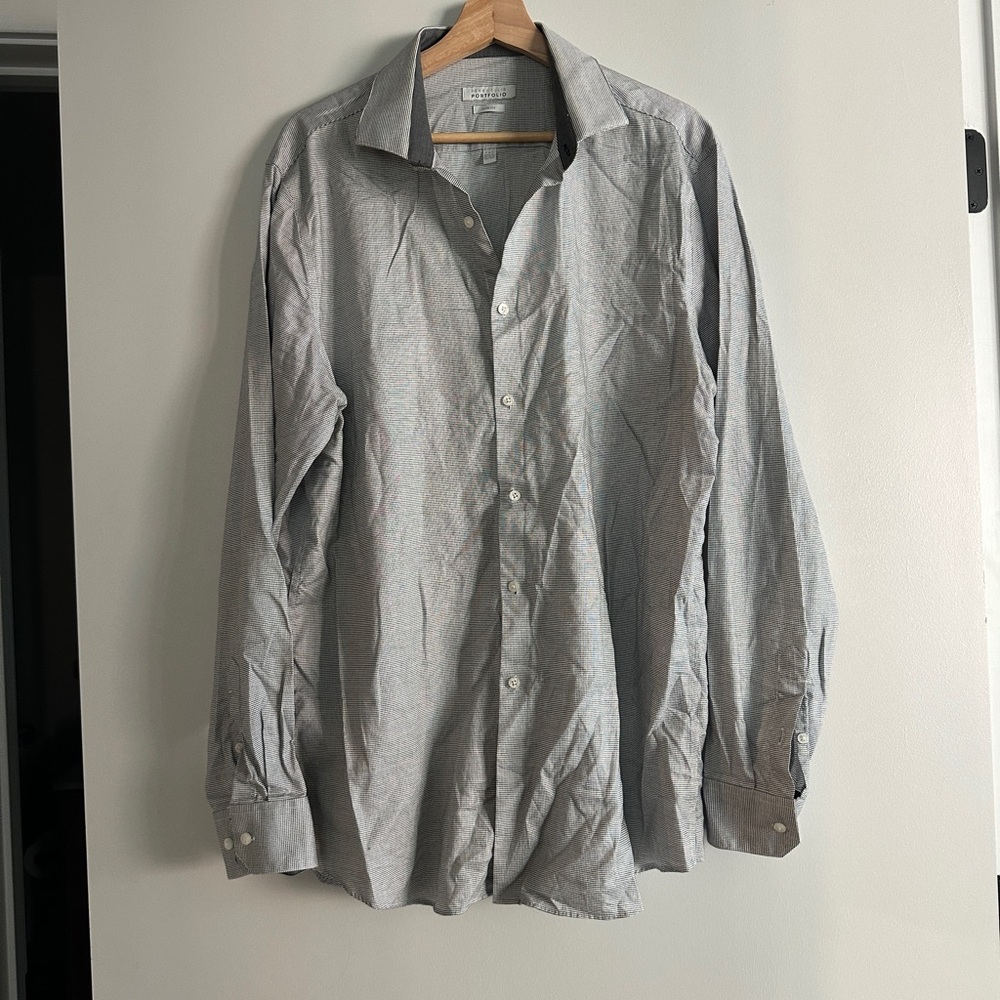 Men's Perry Ellis Button-Up Shirt